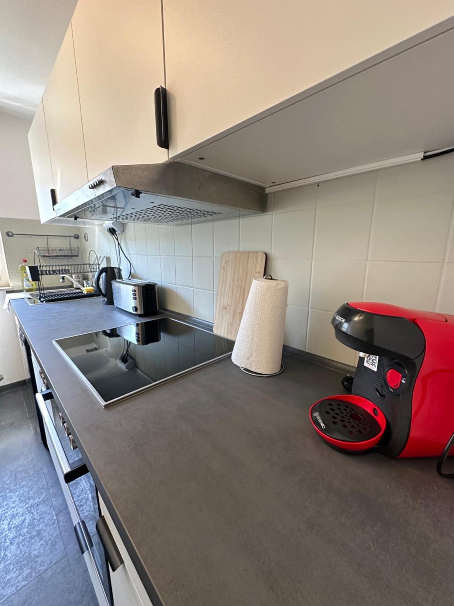 Renovated Flat - Prime Location Near Marienplatz Lägenhet Stuttgart Exteriör bild