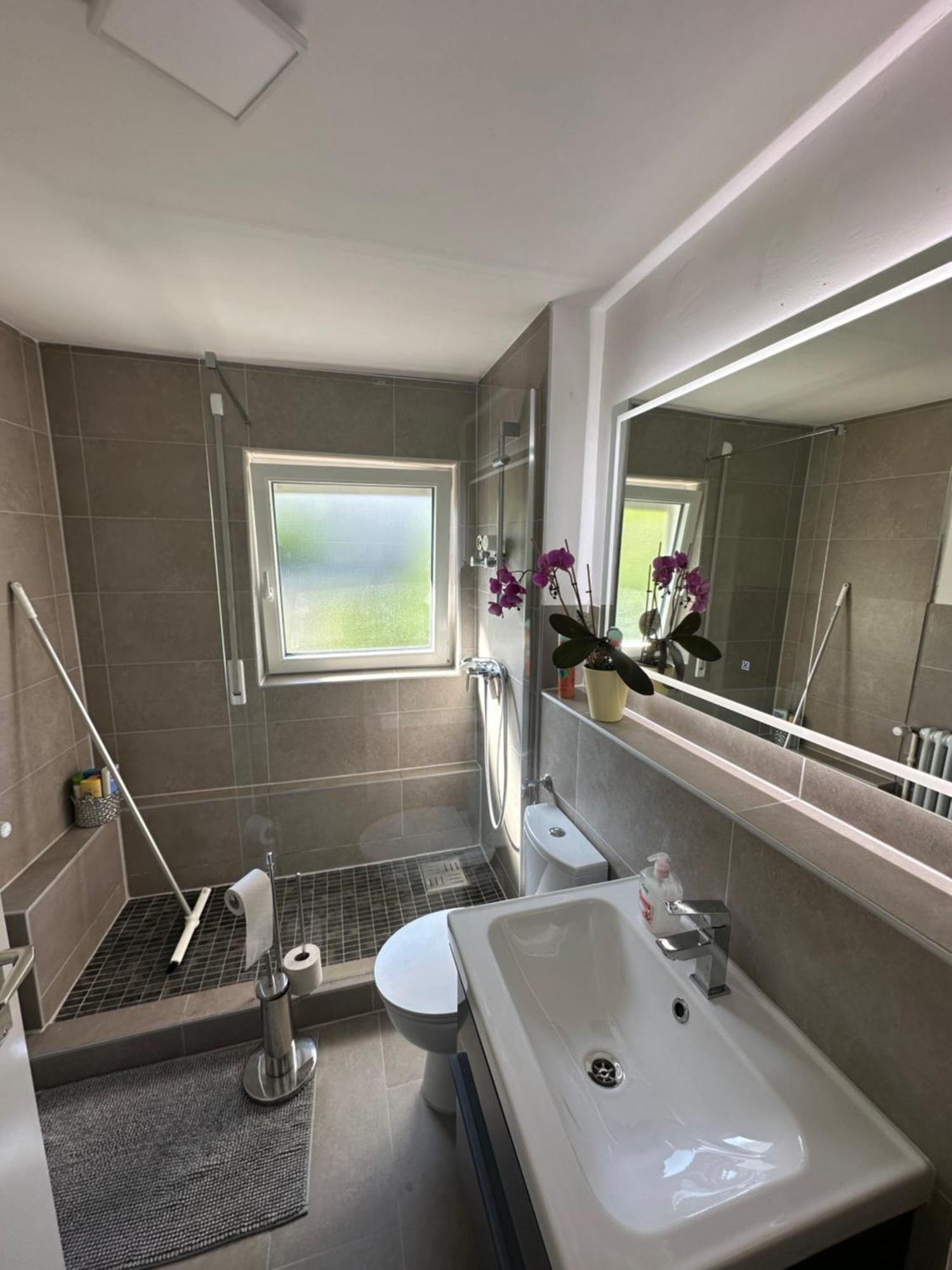 Renovated Flat - Prime Location Near Marienplatz Lägenhet Stuttgart Exteriör bild